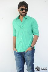 Sai Dharam Tej Interview About Pilla Nuvvu Leni Jeevitham